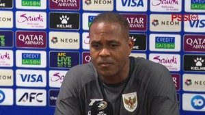 Báo Indonesia tá hỏa trước trình độ thực sự của Patrick Kluivert, CĐV đòi sa thải ngay sau hiệp 1