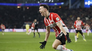 Vì sao PSV có thể khuất phục Arsenal?