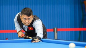 Tay cơ Việt Nam xuất sắc hạ đối thủ từ châu Âu, hát vang quốc ca trong ngày vô địch thế giới