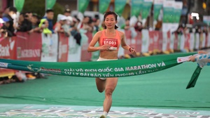 Hàng loạt kỷ lục tại Giải Tiền Phong Marathon 2025  