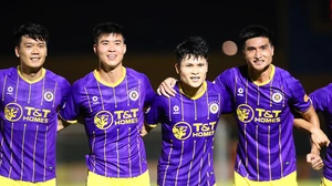 Tuấn Hải ghi bàn trở lại, Hà Nội FC dễ soán ngôi Nam Định