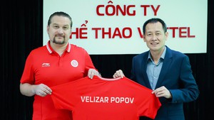 HLV Popov ra mắt Thể Công Viettel, khẳng định ưa thích lối đá tấn công