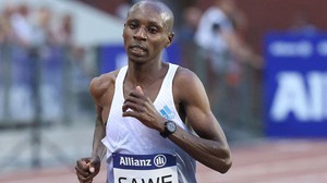 Sabastian Sawe vô địch London Marathon ngay lần đầu tham dự, huyền thoại Kipchoge về thứ 6