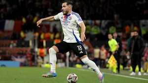 Arsenal theo sát thần đồng bóng đá Pháp