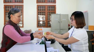 Không giải quyết cho nghỉ hưu trước tuổi, thôi việc đối với người có năng lực nổi trội