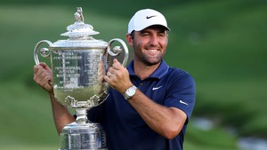 Tay golf vô địch PGA Championship giành tiền thưởng kỷ lục