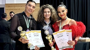 VĐV Việt Nam lọt Top 30 cặp đôi Dancesport xuất sắc nhất thế giới lứa tuổi trung niên