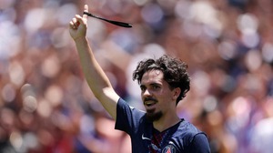 Nhà vô địch châu Âu khẳng định sức mạnh khi thắng 4-0 Atletico Madrid ở FIFA Club World Cup 2025