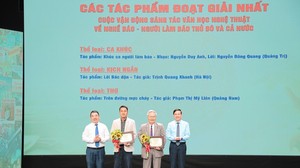 Trao 30 giải thưởng cho các tác phẩm văn học nghệ thuật về nghề báo - người làm báo