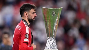 MU đón Cunha rồi tiễn Bruno Fernandes?