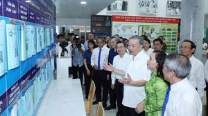 Sắp xếp lại giang sơn và sức mạnh đoàn kết: Ý Đảng gặp lòng dân