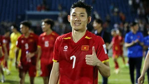 Tiền vệ Hai Long: ‘Mục tiêu của đội tuyển Việt Nam là 3 điểm trước Malaysia’