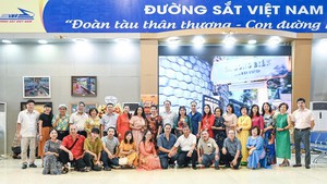 Khi nghệ thuật ... "Vào ga"