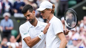 Link xem trực tiếp Sinner vs Djokovic 21h30 hôm nay, vòng bán kết Wimbledon 2025