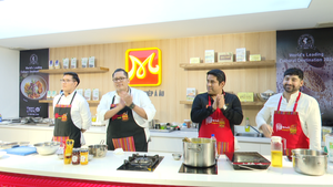 Trình diễn nấu ăn trực tiếp tại Tuần lễ ẩm thực "Hương vị Peru"