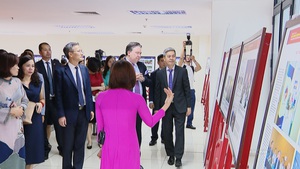 Nhiều tài liệu quý lần đầu được công bố về "30 năm quan hệ ngoại giao Việt Nam – Hoa Kỳ"