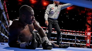 Dubois gặp rắc rối lớn trong khâu chuẩn bị trước khi thua Usyk ở trận thống nhất 4 đai quyền Anh hạng nặng