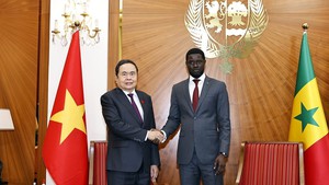 Chủ tịch Quốc hội Trần Thanh Mẫn hội kiến Tổng thống Senegal Bassirou Diomaye Faye