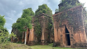 Đà Nẵng đánh thức tiềm năng du lịch từ những tháp Chăm ngàn năm tuổi