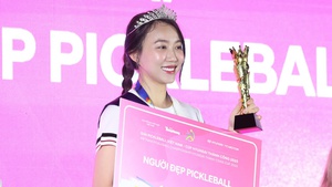 Trương Vinh Hiển lập cú đúp, lộ diện Hoa khôi Pickleball Việt Nam  