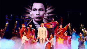 Hình tượng Bác Hồ từ Việt Bắc về Hà Nội lên sân khấu cải lương