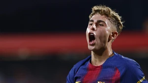 Fermin Lopez từ chối MU để bay cao với Barca