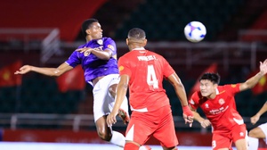 Quả bóng vàng Việt Nam ghi bàn từ ngay phút thứ 2, khiến Hà Nội FC bại trận trước Công an TP.HCM