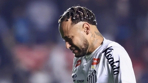 Neymar bật khóc, chỉ trích đồng đội dữ dội sau trận thua 0-6