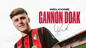Ngôi sao của Liverpool chính thức đổi tên khi gia nhập đội bóng mới với giá 25 triệu bảng 