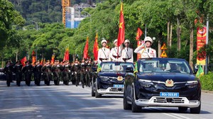 Lực lượng Công an hợp luyện cho diễu binh, diễu hành Kỷ niệm 80 năm Cách mạng tháng Tám và Quốc khánh 2/9