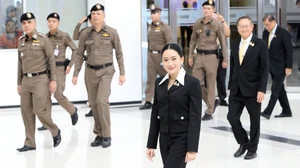 Thủ tướng Thái Lan bị đình chỉ Paetongtarn Shinawatra ra hầu tòa