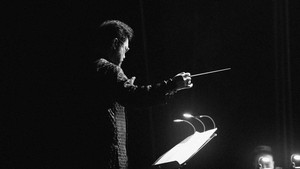 Nhạc trưởng Marc Ramirez - Người truyền năng lượng qua từng bản nhạc