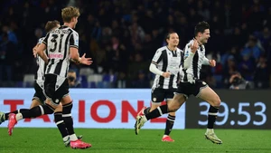 Nhận định, soi tỷ lệ Udinese vs Verona 23h30 ngày 25/8, vòng 1 Serie A