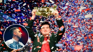 Thắng kịch tính đối thủ số một thế giới, tay cơ Singapore vô địch US Open 2025, nhận 2,6 tỷ tiền thưởng