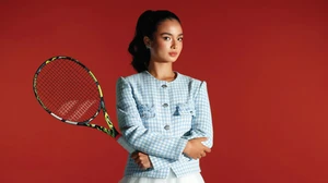 Gia thế 'khủng' của Alex Eala, tay vợt Philippines vừa tạo địa chấn ở US Open 2025