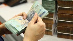 Điều chỉnh dự toán ngân sách trung ương 11.000 tỷ đồng để tặng quà nhân dân