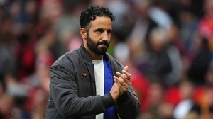 MU thắng Burnley, nhưng Amorim chưa an toàn đâu!