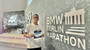 Runner hàng đầu Việt Nam không thể phá kỷ lục cá nhân ở Berlin Marathon 2025