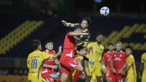 Đoàn quân HLV Lê Huỳnh Đức  gây 'sốc' cho V-League 2025/26 