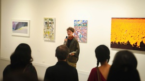 Triển lãm "Dòng sông nội tại" gây quỹ xây 80 căn nhà an toàn