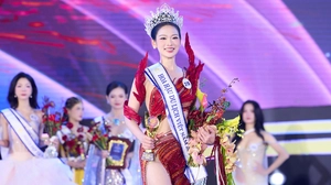 Nguyễn Phương Linh đăng quang Hoa hậu Du lịch Việt Nam 2026