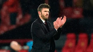 Man United vs Man City: Chào derby, chào Carrick