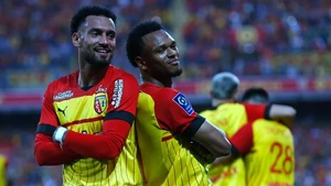 Nhận định, soi tỷ lệ Lens vs Auxerre 23h00 ngày 17/1, vòng 18 Ligue 1