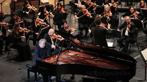 Hoà nhạc "Khát vọng mùa Xuân" chào mừng Đại hội XIV của Đảng