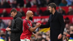 MU chiến thắng trở lại với Carrick: Tìm đúng người quan trọng thế đấy!