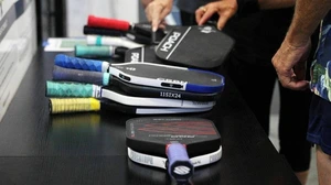 Hiểm họa từ vợt pickleball