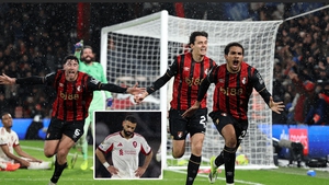 Nhận trái đắng phút bù giờ, Liverpool thua đau Bournemouth