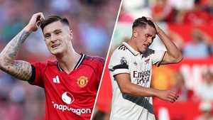 Cafe đầu tuần: Những số 9 'xác sống' ở Premier League