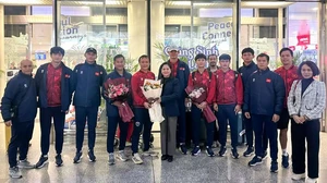 Trung Kiên cùng những thành viên cuối cùng của U23 Việt Nam đã về nước