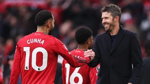 Carrick cầm quân sớm thì MU đã kịp đua vô địch